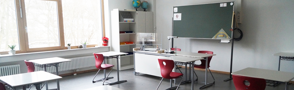 Klassenzimmer der Dominikus Savio Schule in Pfaffendorf